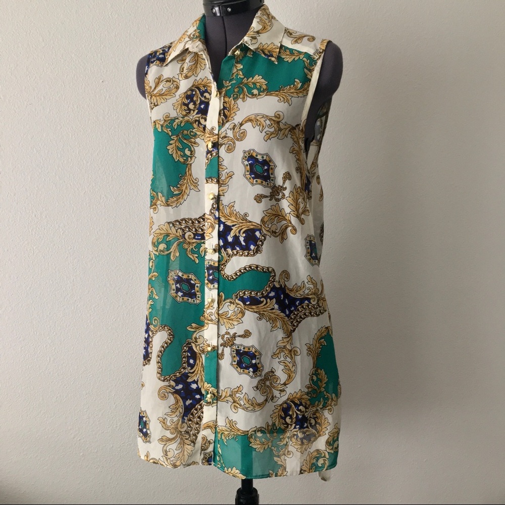 Ali & Kris Sleeveless Button up Blouse